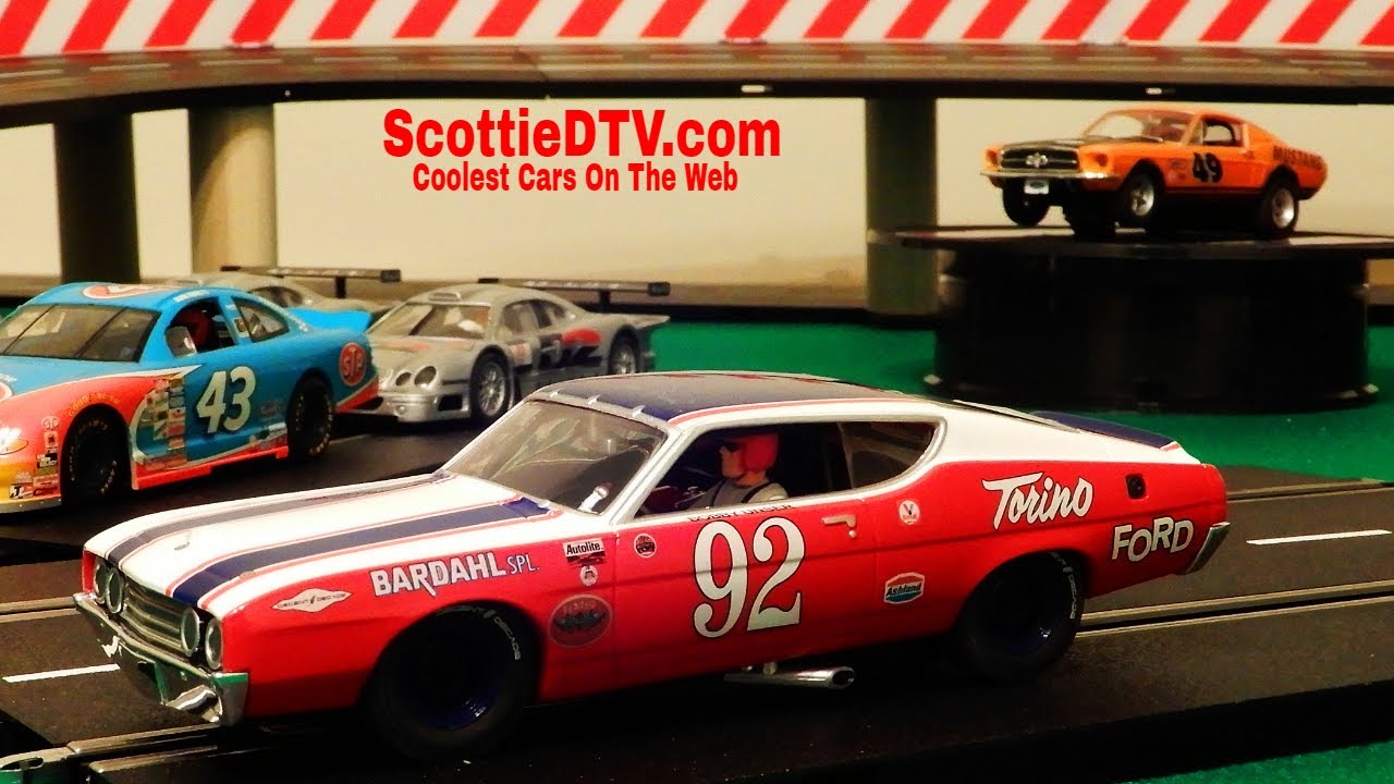 Voiture Carrera Digital 30796 Ford Torino Talladega N°92 Bobby Unser, Sans Moteur Ni Guide
